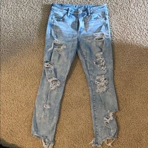 HARDLY WORN: AE Ripped jeans